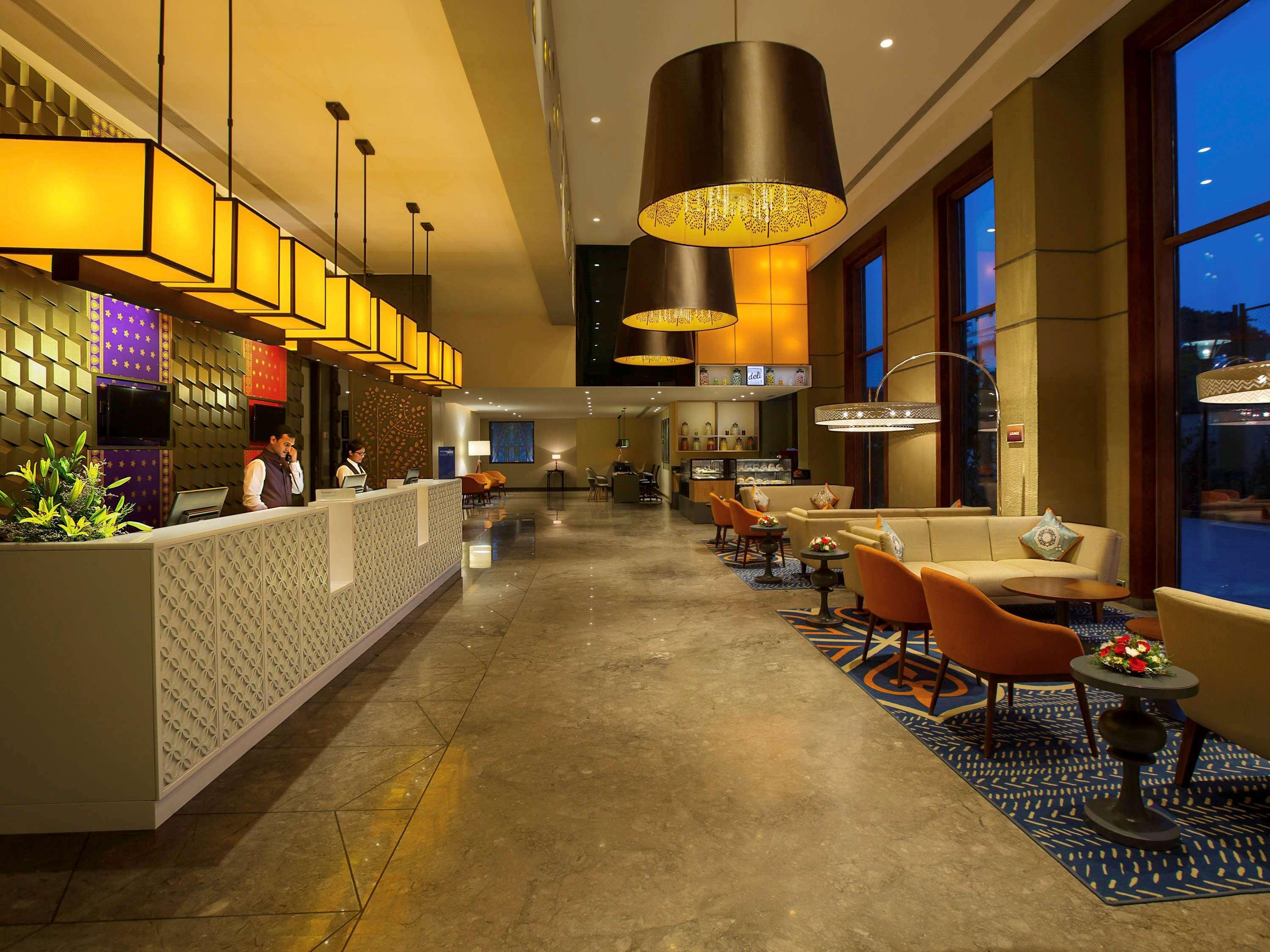 Grand Mercure Mysore - An Accor Brand Экстерьер фото The lounge at the airport