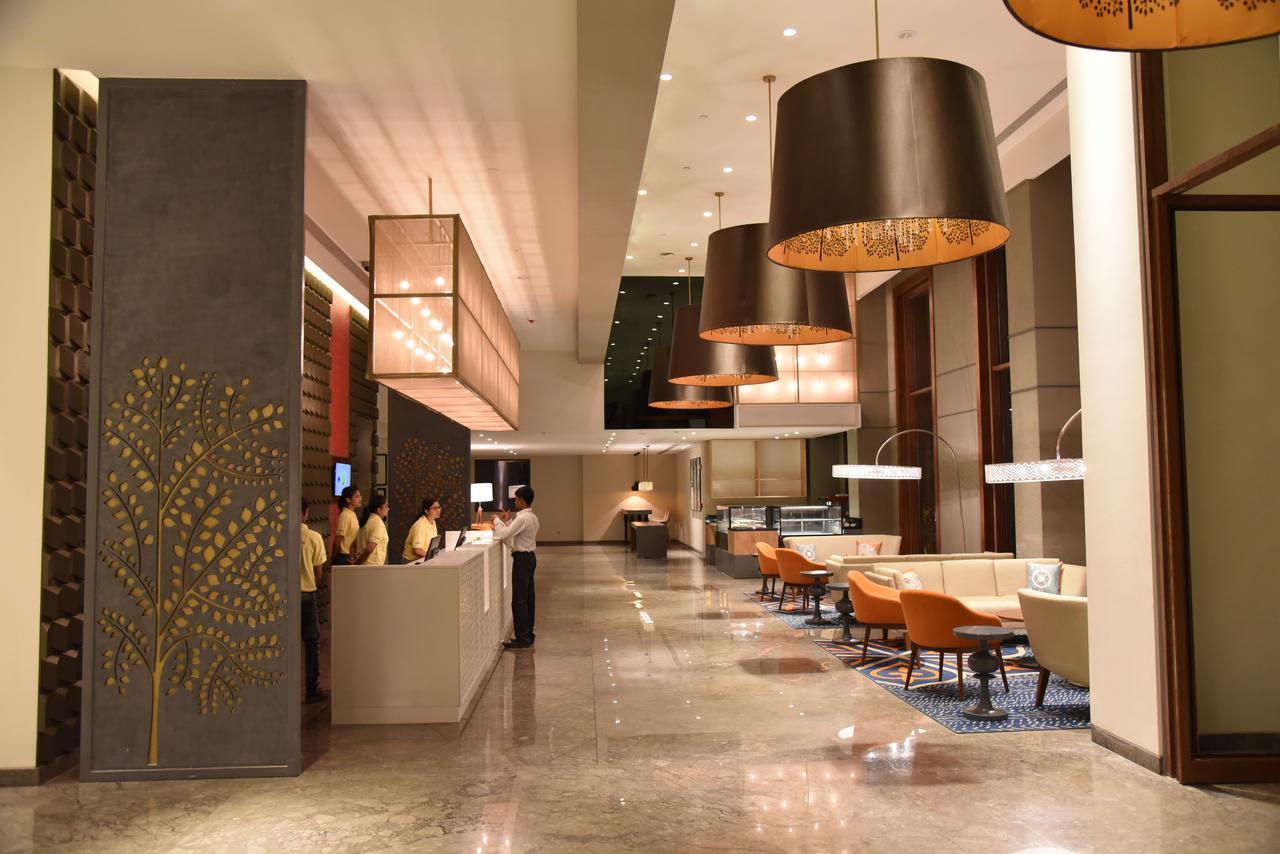 Grand Mercure Mysore - An Accor Brand Экстерьер фото The lobby of the hotel